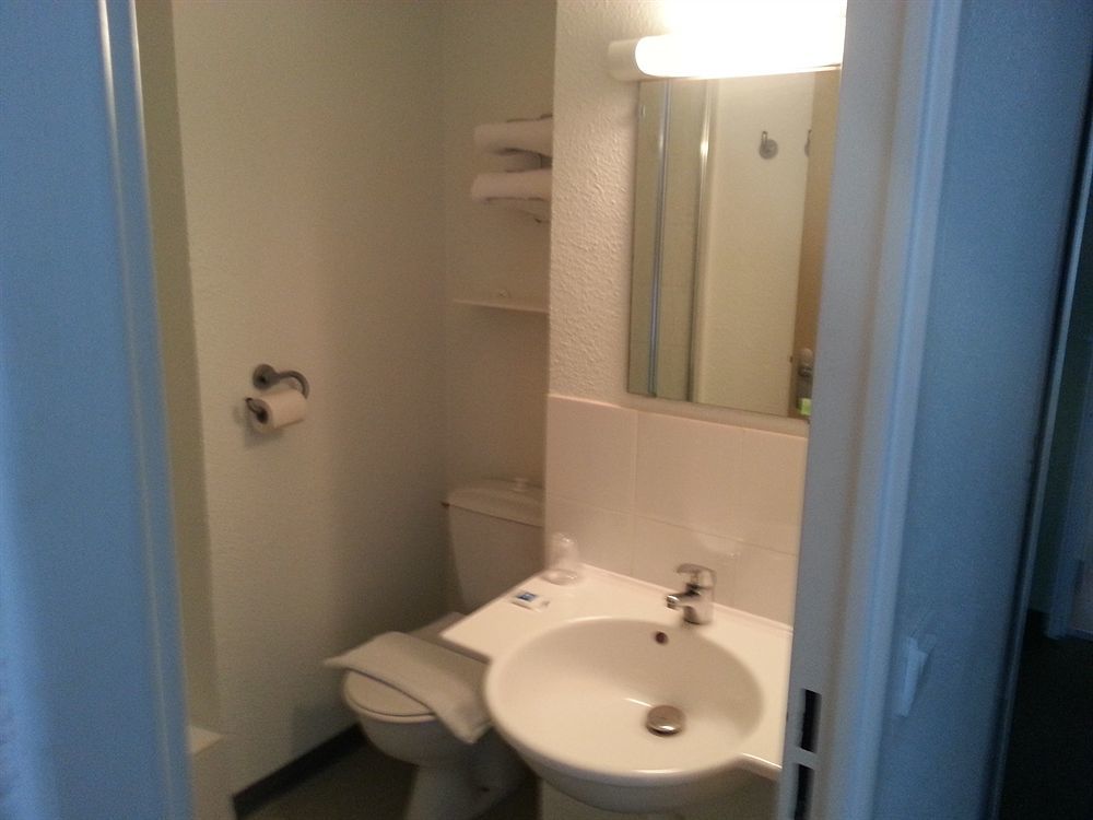 Ibis Budget Châteaudun Exterior photo