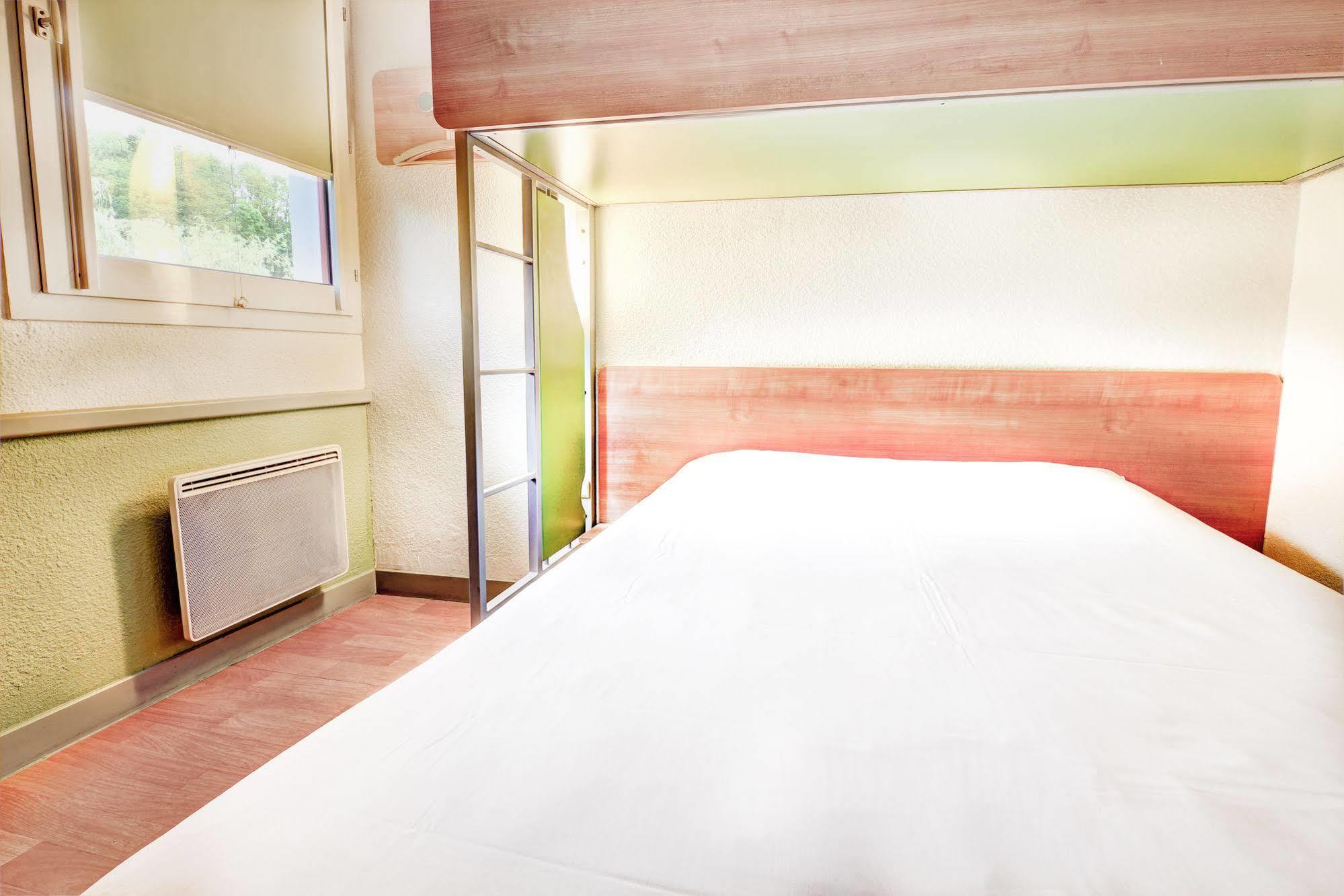 Ibis Budget Châteaudun Exterior photo